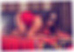 One Night Stand in Essen Raye
